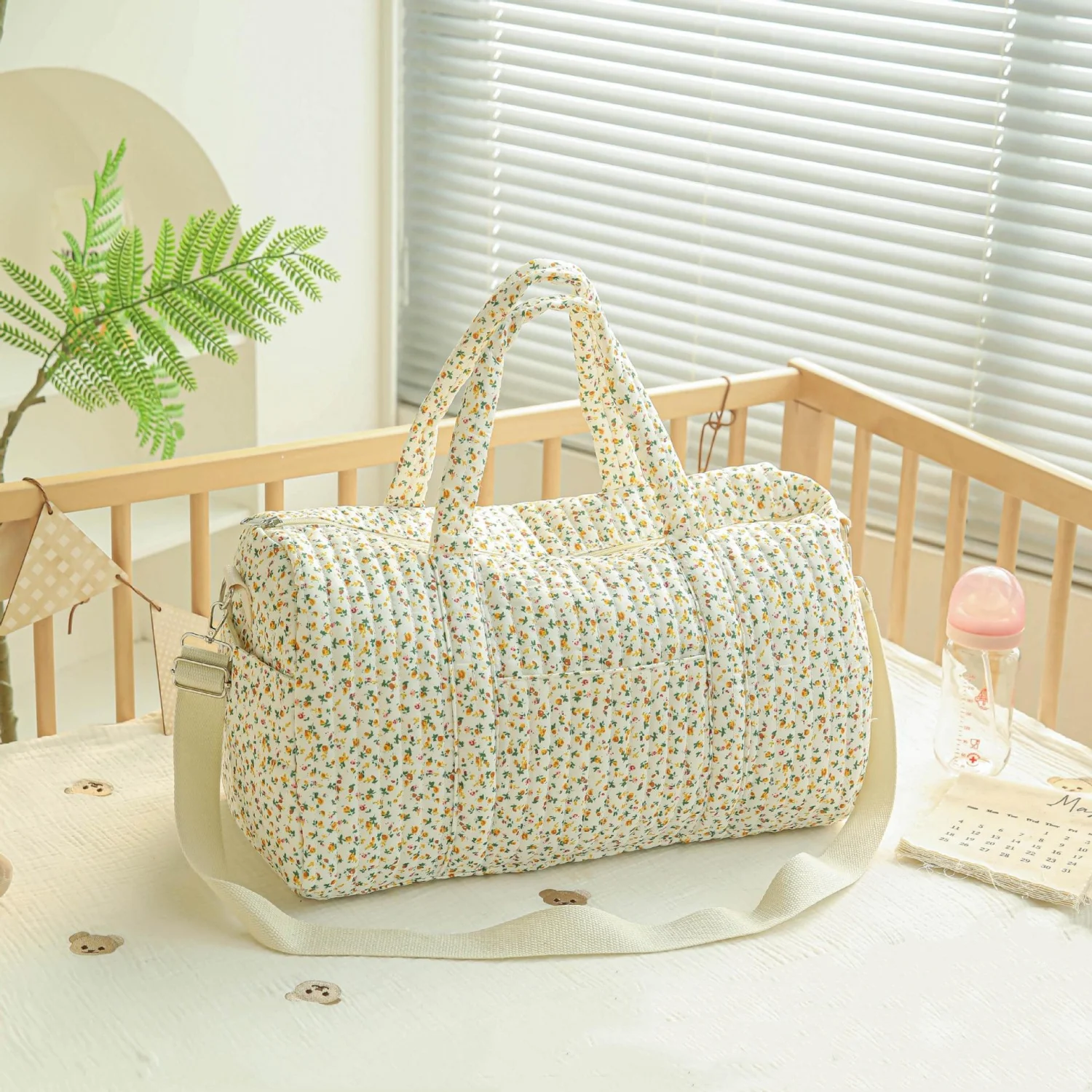 Large Capacity Mommy Bag Travel Tote Bag for Women Baby Diaper Bag Floral Print Multifunctional Crossbody Bag