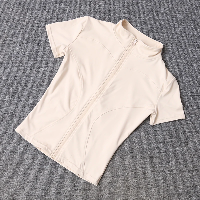 Women sport wear Slim Fit Polyester Quick-drying Full Zip Outdoor Fitness Running Tights Short Sleeves Women's Yoga Wear - Image 3