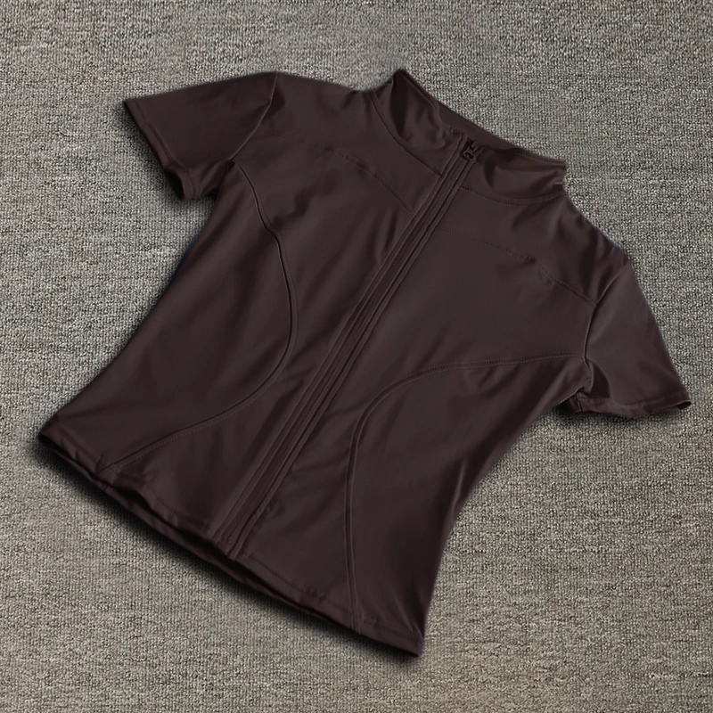 Women sport wear Slim Fit Polyester Quick-drying Full Zip Outdoor Fitness Running Tights Short Sleeves Women's Yoga Wear - Image 6