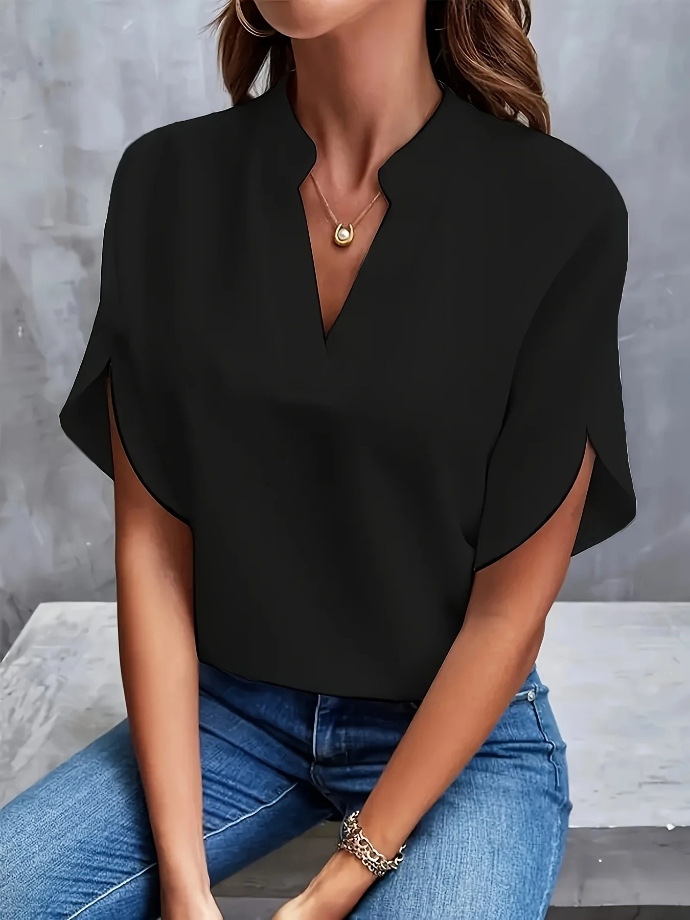 Plus Size 2024 Summer Short Sleeve Loose Blouse Femme Casual Ladies V Neck White Top Women Elegant Simple Ladies Shirts Blouse - Image 5